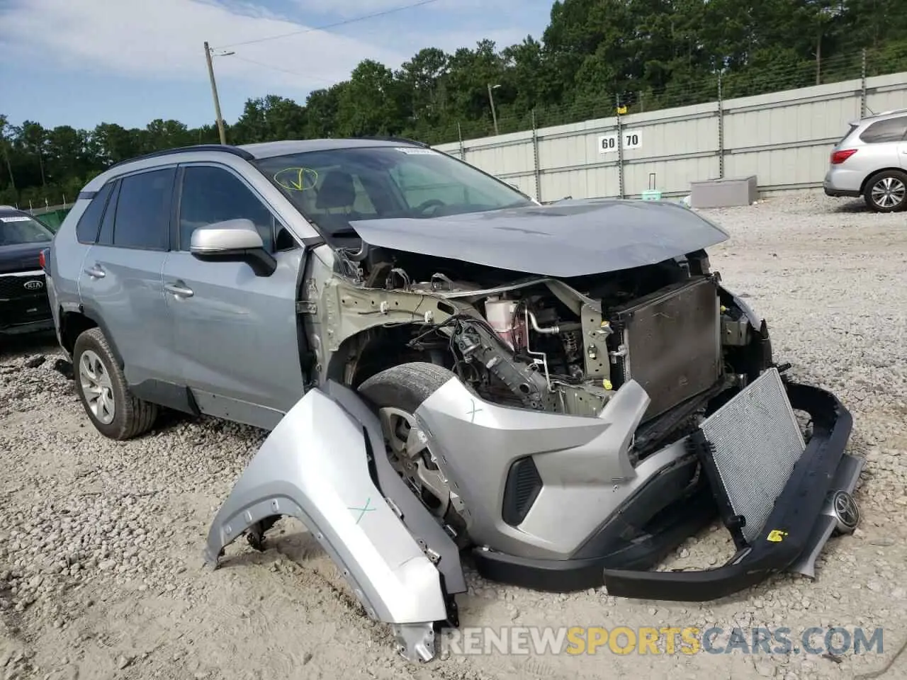 1 fotografías del automóvil dañado 2T3K1RFV3LW059444 TOYOTA RAV4 2020