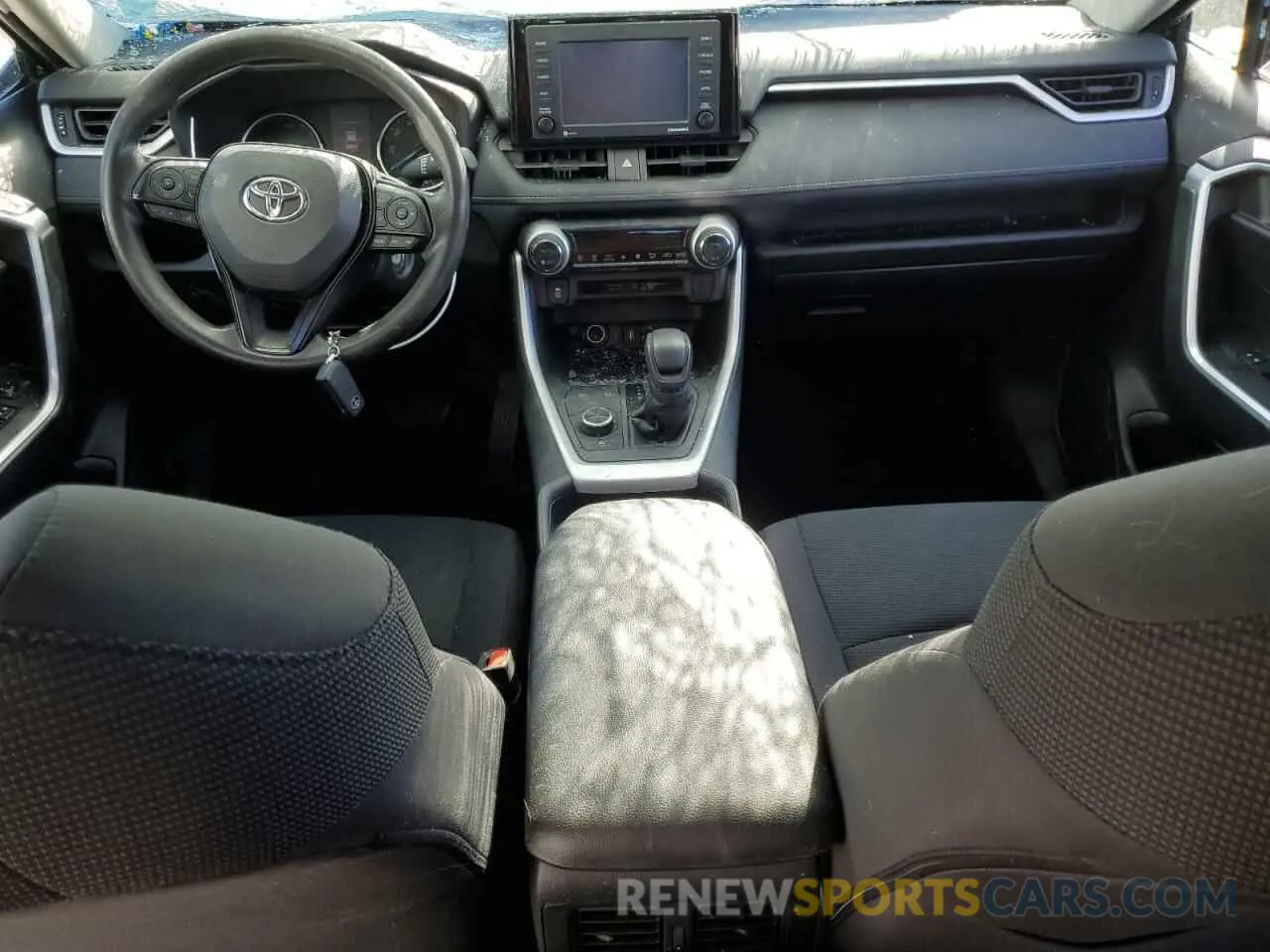 8 fotografías del automóvil dañado 2T3L6RFV7LW001990 TOYOTA RAV4 2020