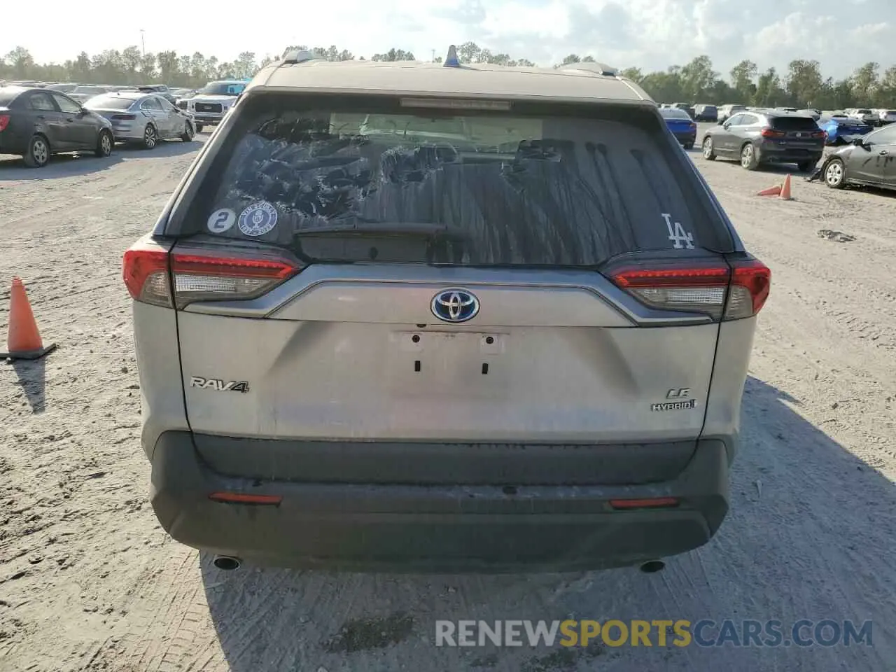 6 fotografías del automóvil dañado 2T3LWRFV3LW070563 TOYOTA RAV4 2020