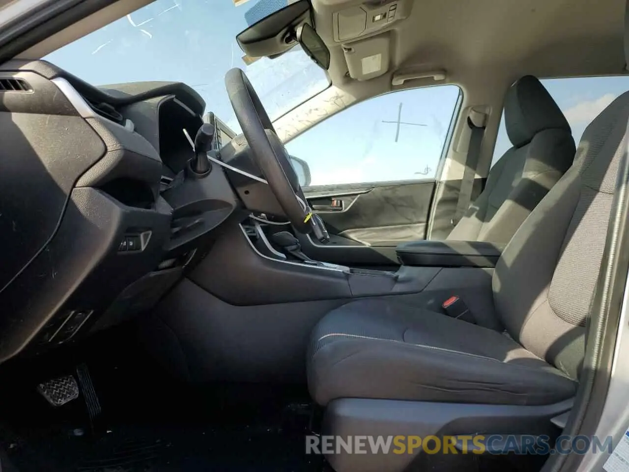 7 fotografías del automóvil dañado 2T3LWRFV3LW070563 TOYOTA RAV4 2020