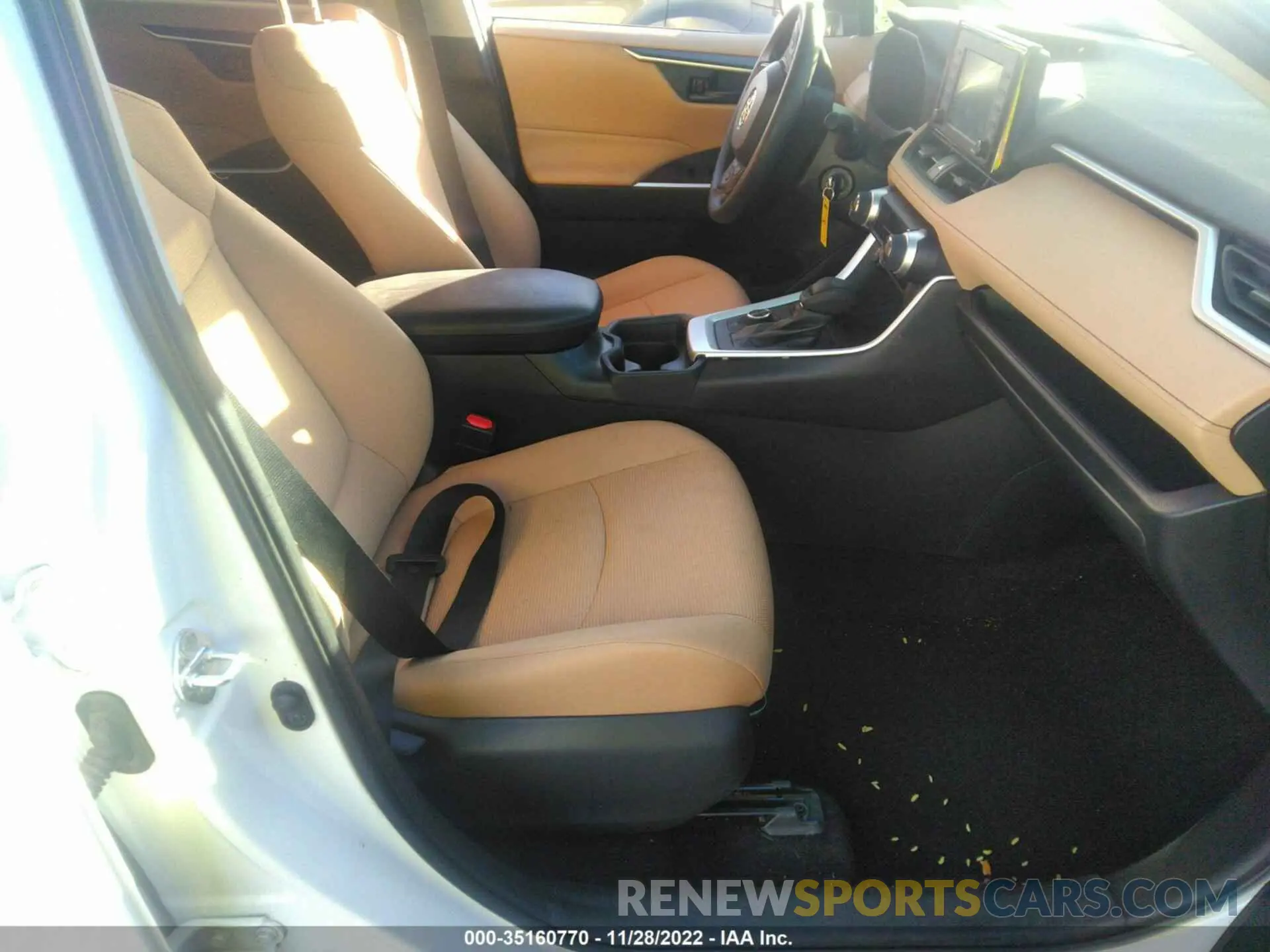 5 fotografías del automóvil dañado 2T3MWRFV9LW059930 TOYOTA RAV4 2020