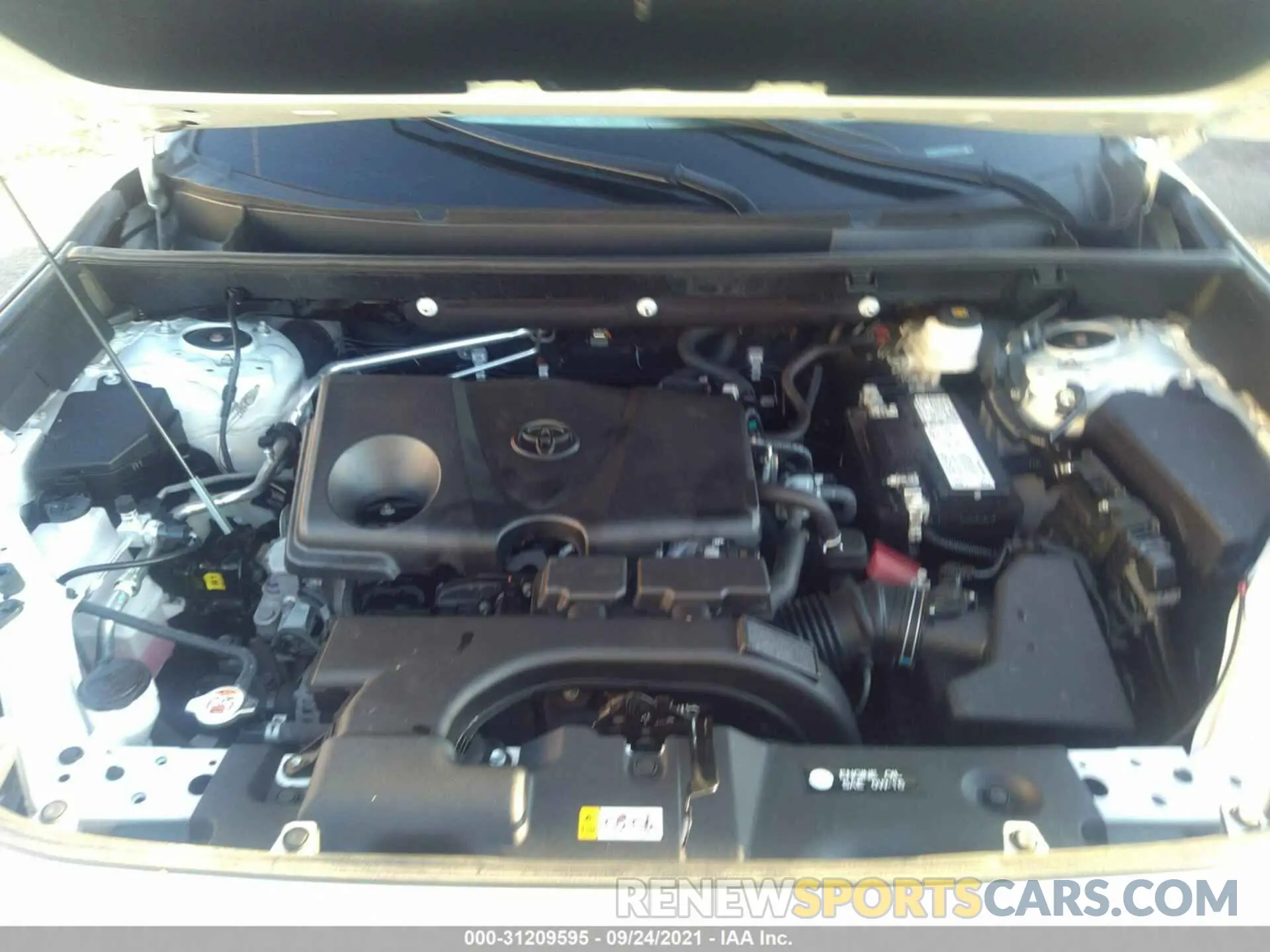 10 fotografías del automóvil dañado 2T3N1RFVXLW093250 TOYOTA RAV4 2020