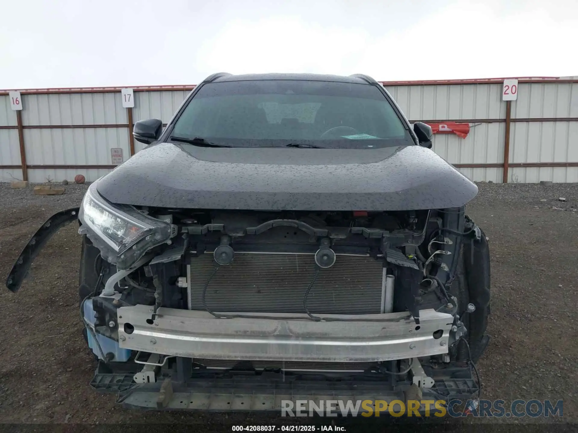 13 fotografías del automóvil dañado 2T3P1RFV0LC099939 TOYOTA RAV4 2020