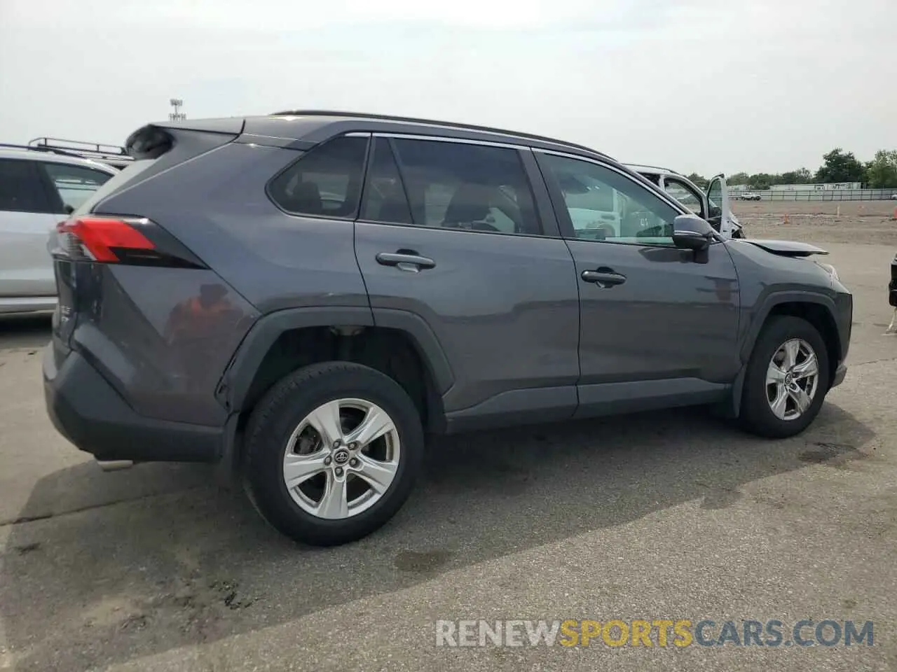 3 fotografías del automóvil dañado 2T3P1RFV0LW103101 TOYOTA RAV4 2020