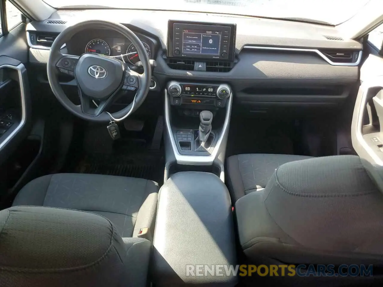 8 fotografías del automóvil dañado 2T3P1RFV1LC075942 TOYOTA RAV4 2020