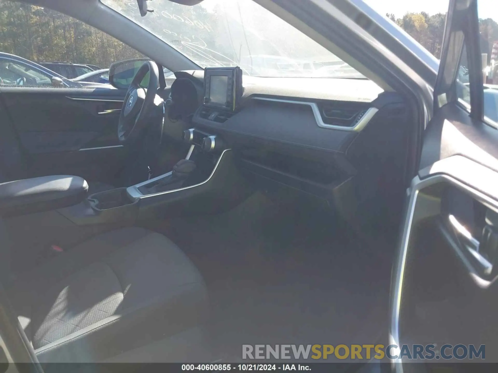 5 fotografías del automóvil dañado 2T3P1RFV1LC101648 TOYOTA RAV4 2020