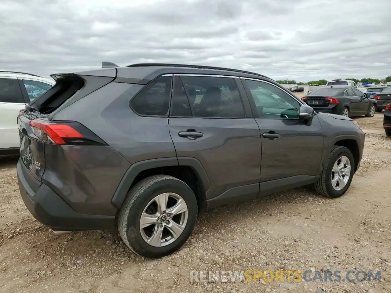 3 fotografías del automóvil dañado 2T3P1RFV1LW090651 TOYOTA RAV4 2020