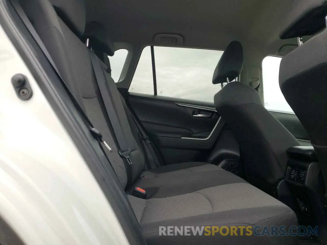 11 fotografías del automóvil dañado 2T3P1RFV2LC121441 TOYOTA RAV4 2020
