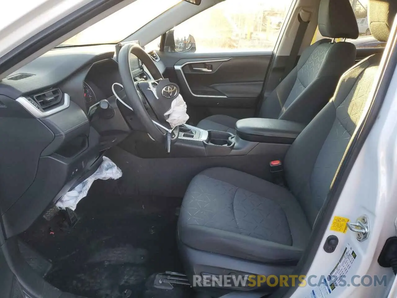 7 fotografías del automóvil dañado 2T3P1RFV2LW095468 TOYOTA RAV4 2020