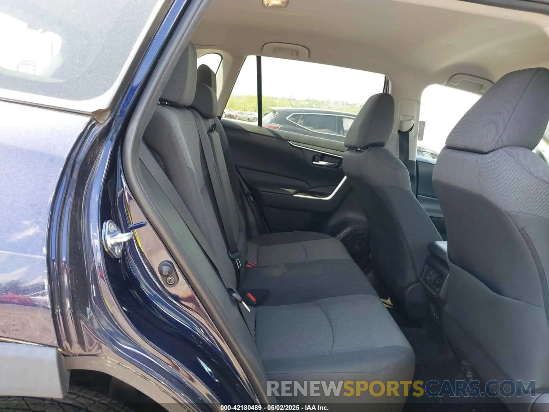 8 fotografías del automóvil dañado 2T3P1RFV2LW103696 TOYOTA RAV4 2020