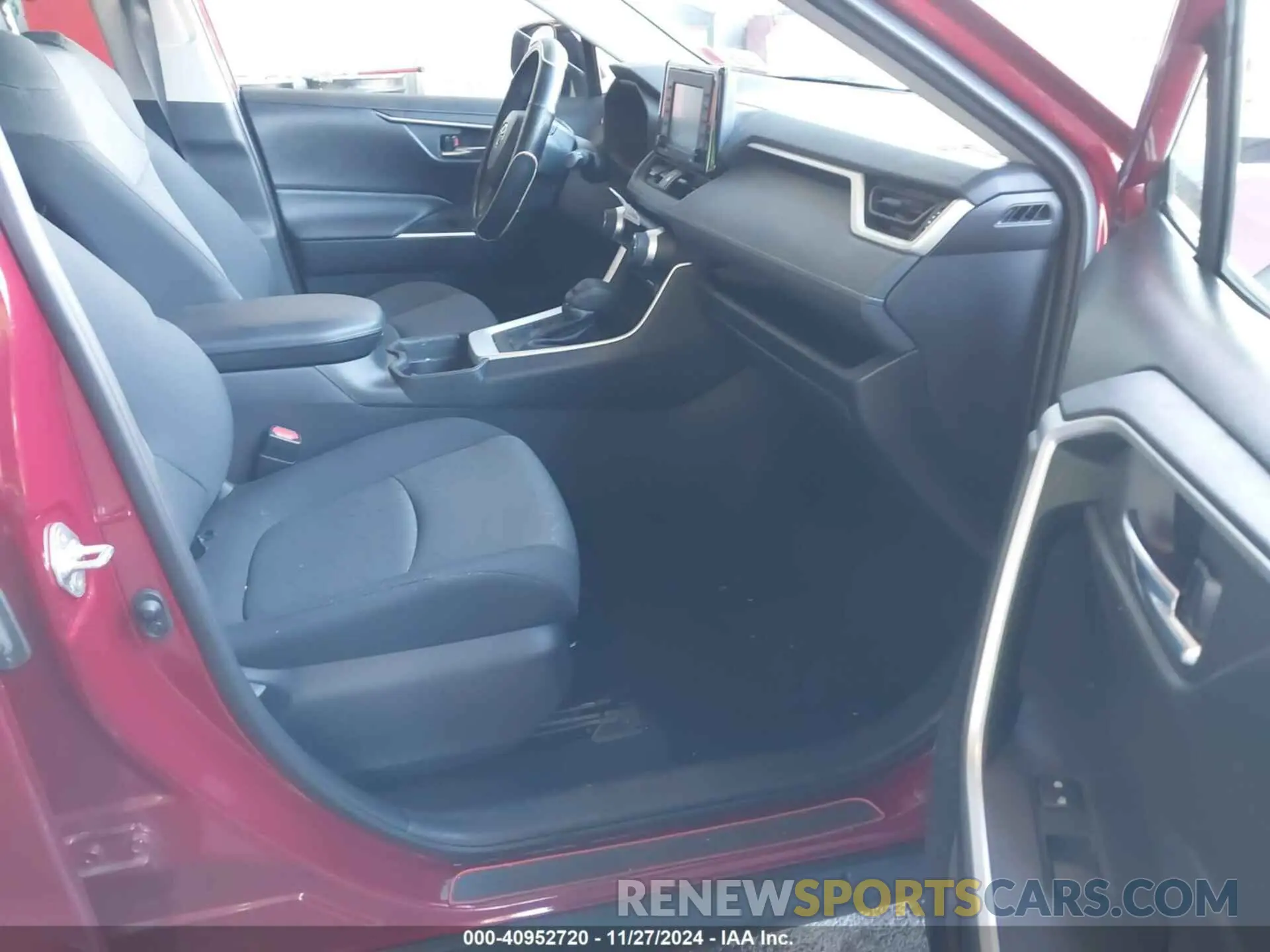 5 fotografías del automóvil dañado 2T3P1RFV2LW133927 TOYOTA RAV4 2020