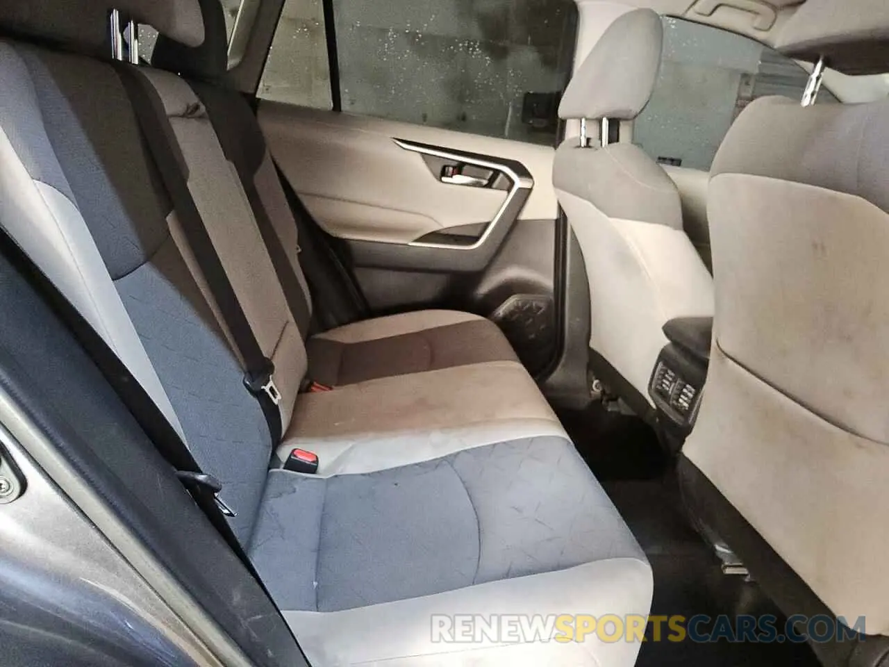 11 fotografías del automóvil dañado 2T3P1RFV3LC074419 TOYOTA RAV4 2020
