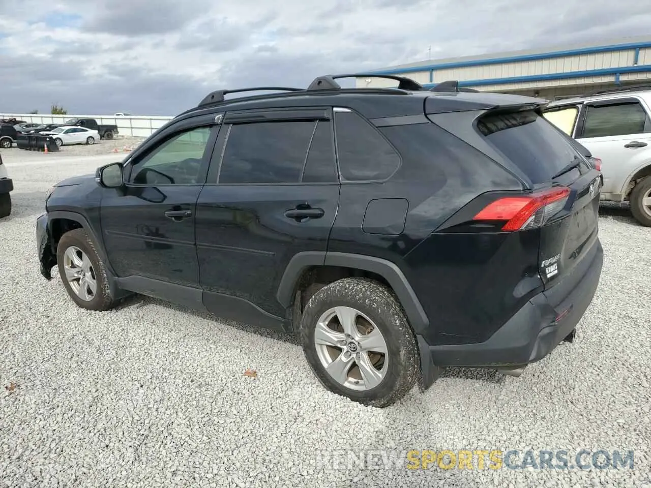 2 fotografías del automóvil dañado 2T3P1RFV3LC110058 TOYOTA RAV4 2020
