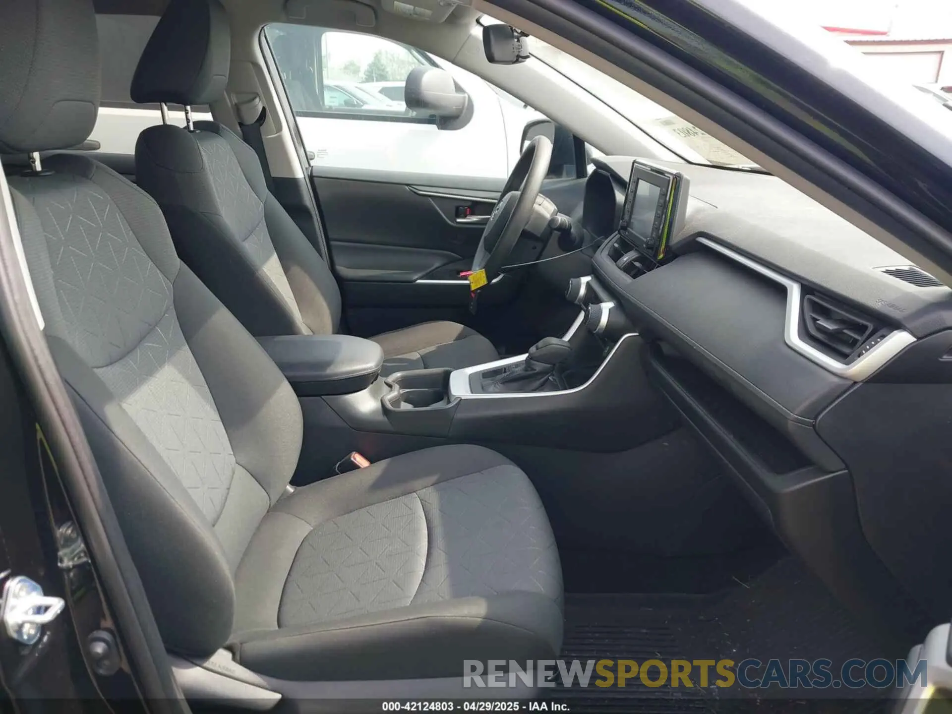 5 fotografías del automóvil dañado 2T3P1RFV3LC121898 TOYOTA RAV4 2020