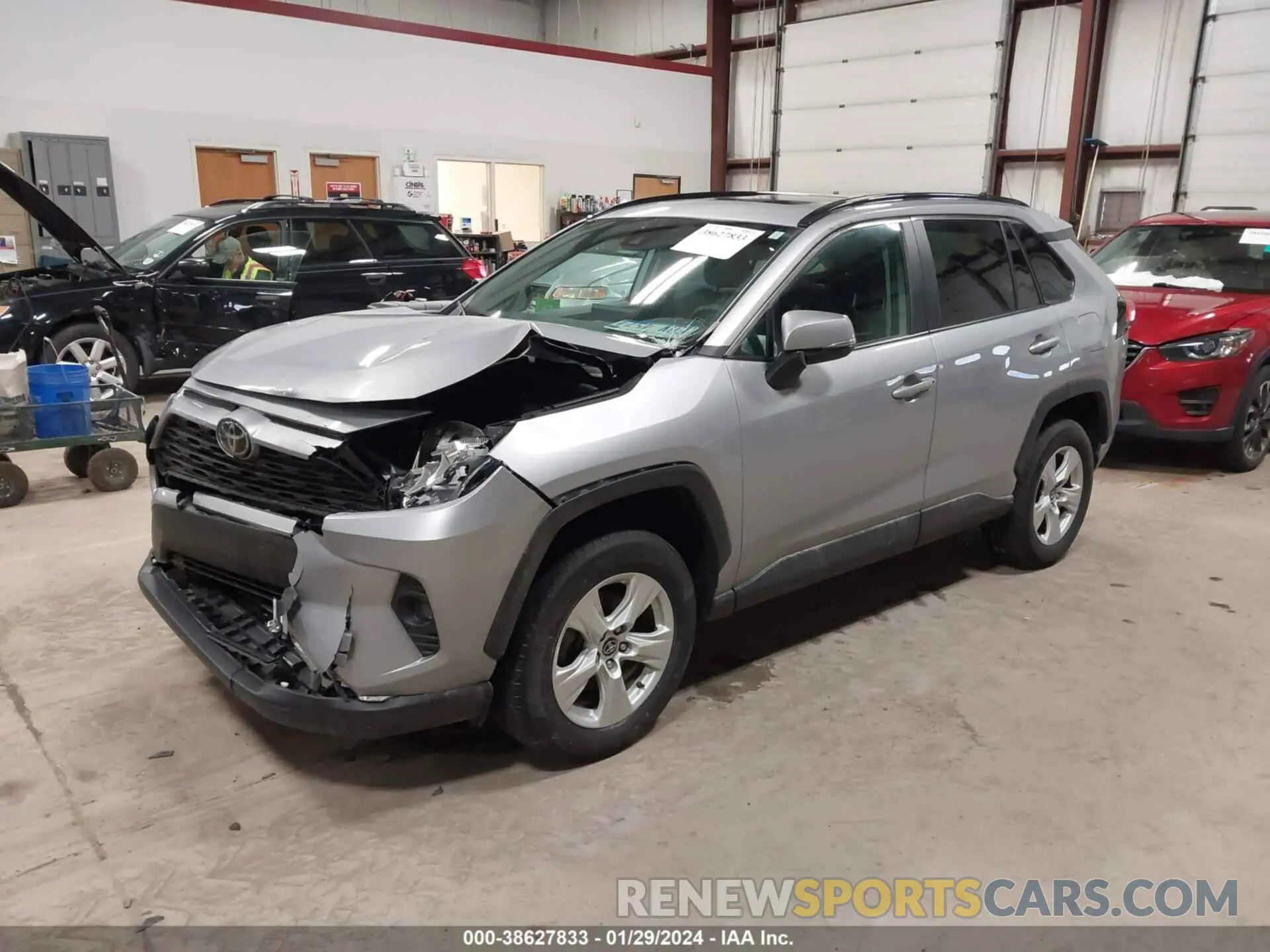 2 fotografías del automóvil dañado 2T3P1RFV3LC131671 TOYOTA RAV4 2020
