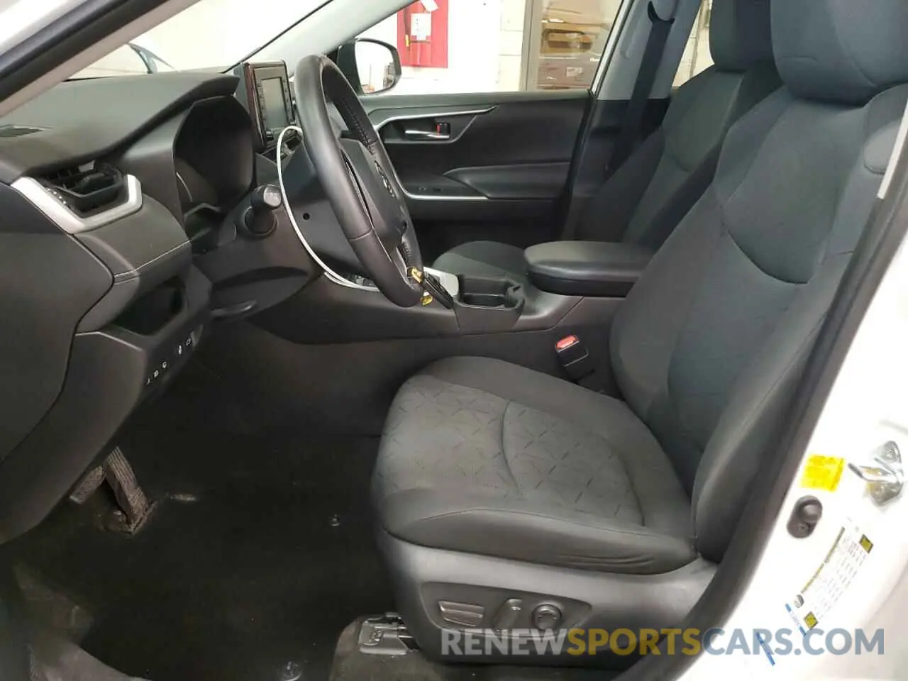 7 fotografías del automóvil dañado 2T3P1RFV3LW094443 TOYOTA RAV4 2020