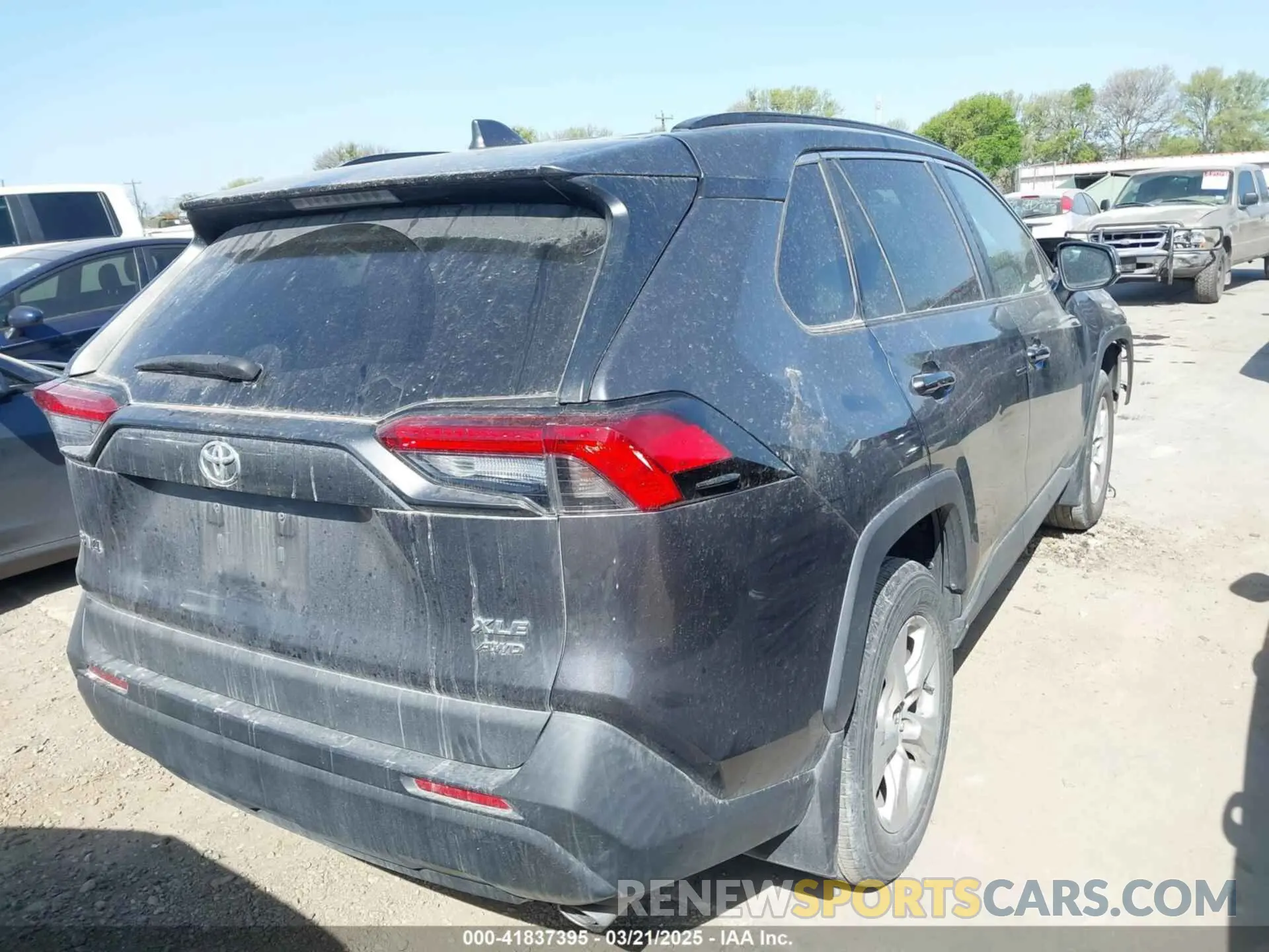 4 fotografías del automóvil dañado 2T3P1RFV3LW112620 TOYOTA RAV4 2020