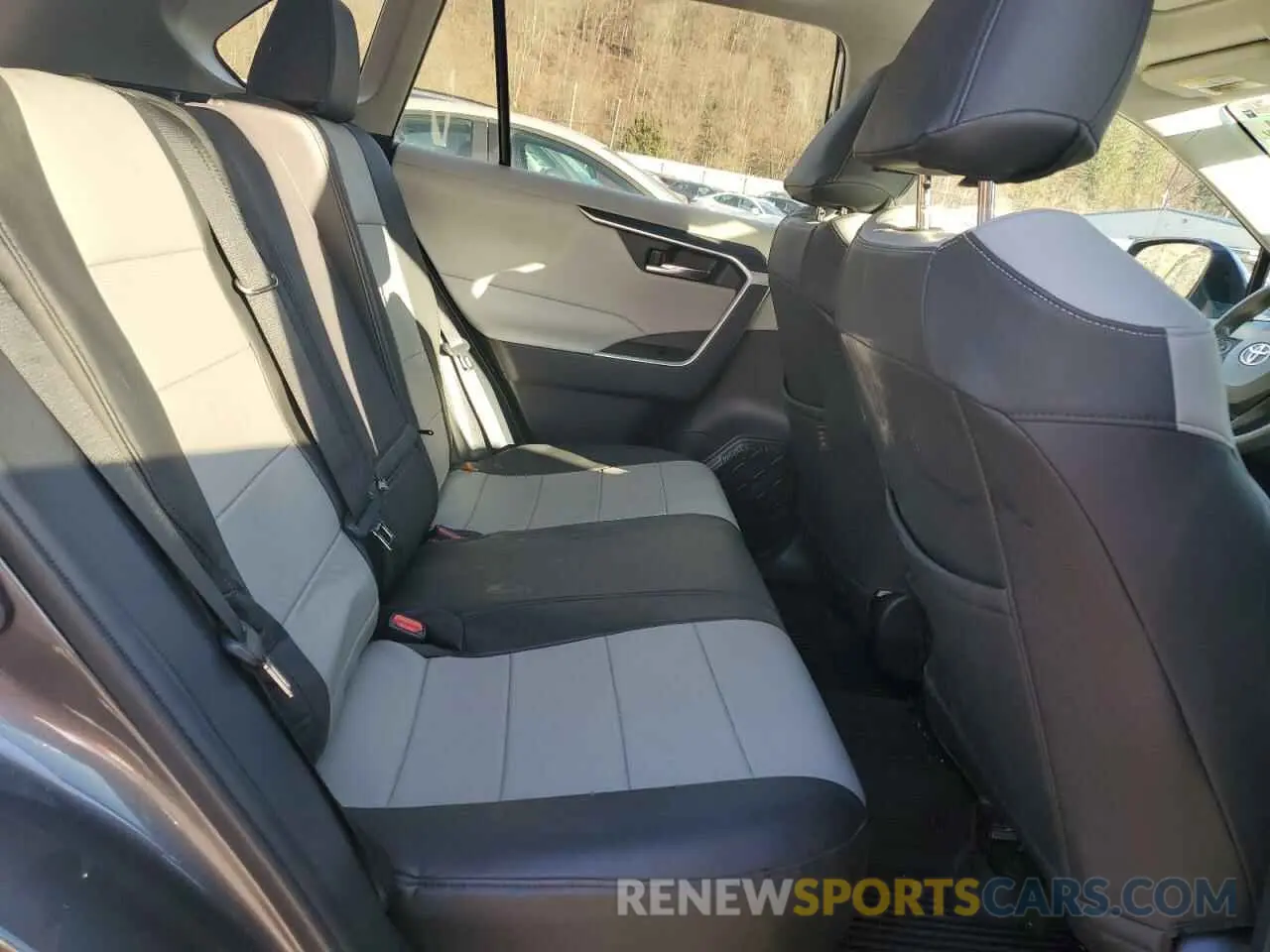 11 fotografías del automóvil dañado 2T3P1RFV4LC133168 TOYOTA RAV4 2020