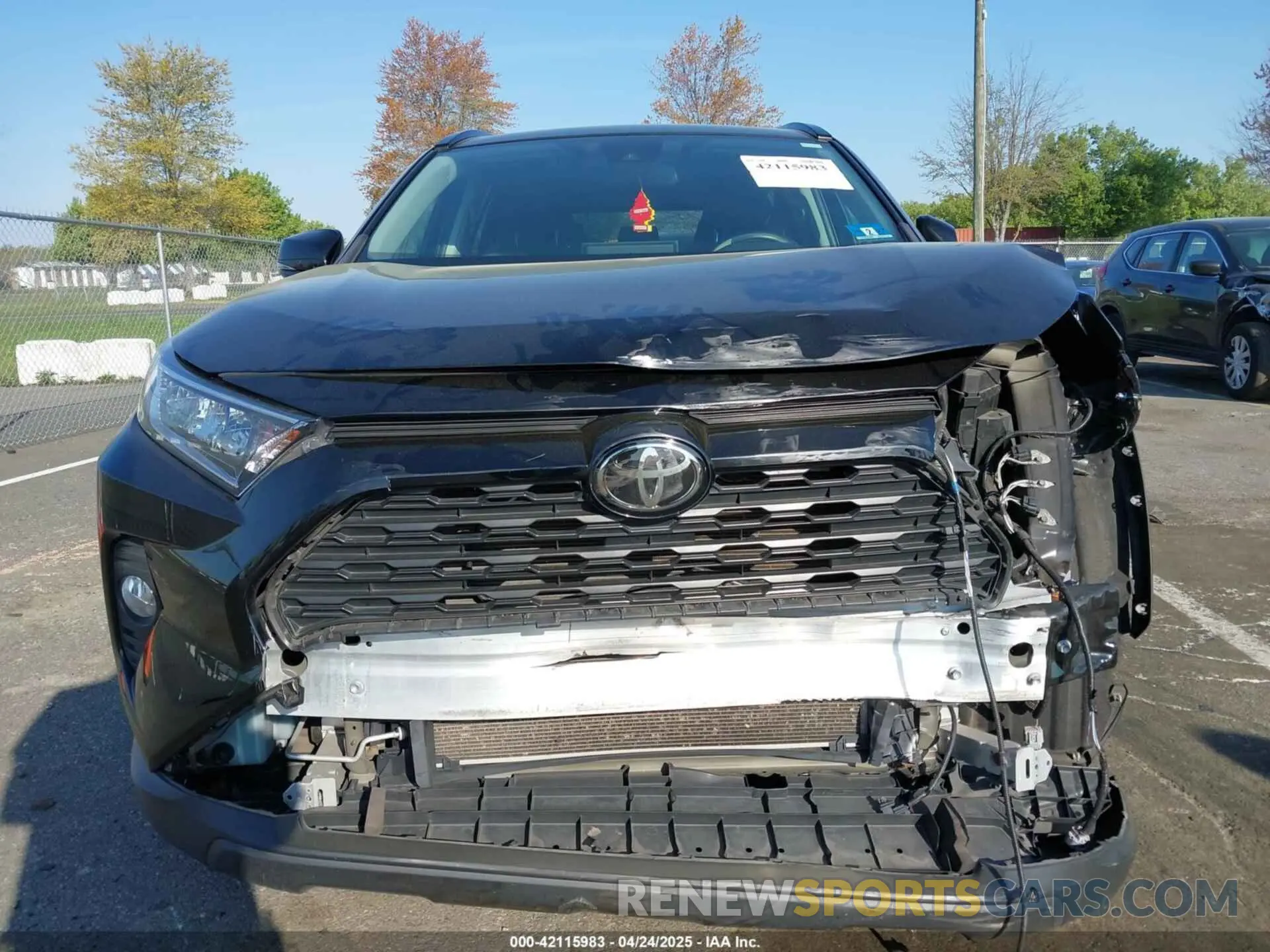 12 fotografías del automóvil dañado 2T3P1RFV5LW117270 TOYOTA RAV4 2020