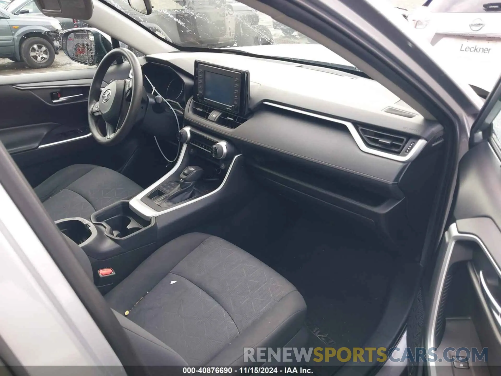 5 fotografías del automóvil dañado 2T3P1RFV6LC102200 TOYOTA RAV4 2020