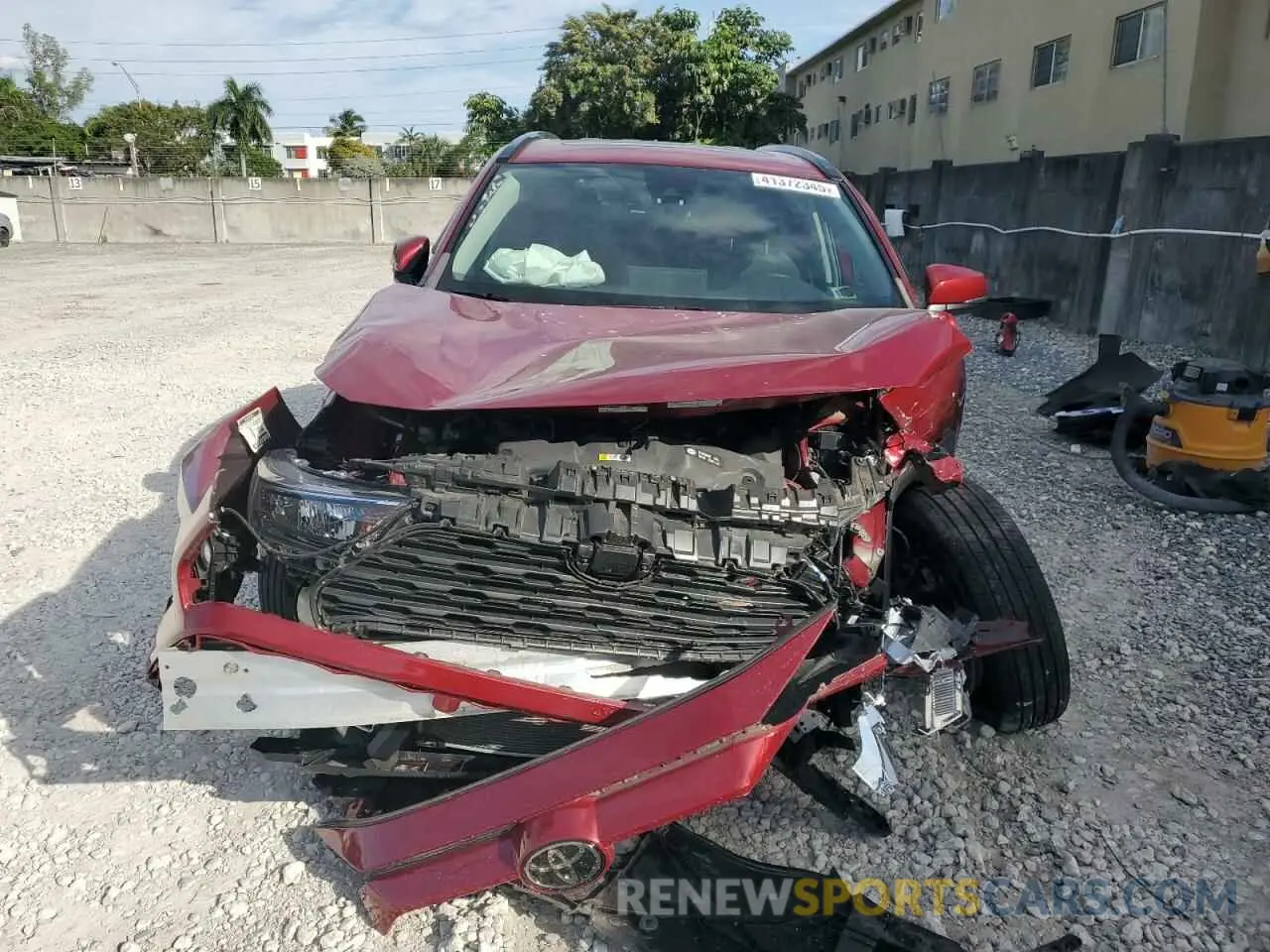 5 fotografías del automóvil dañado 2T3P1RFV6LC130031 TOYOTA RAV4 2020