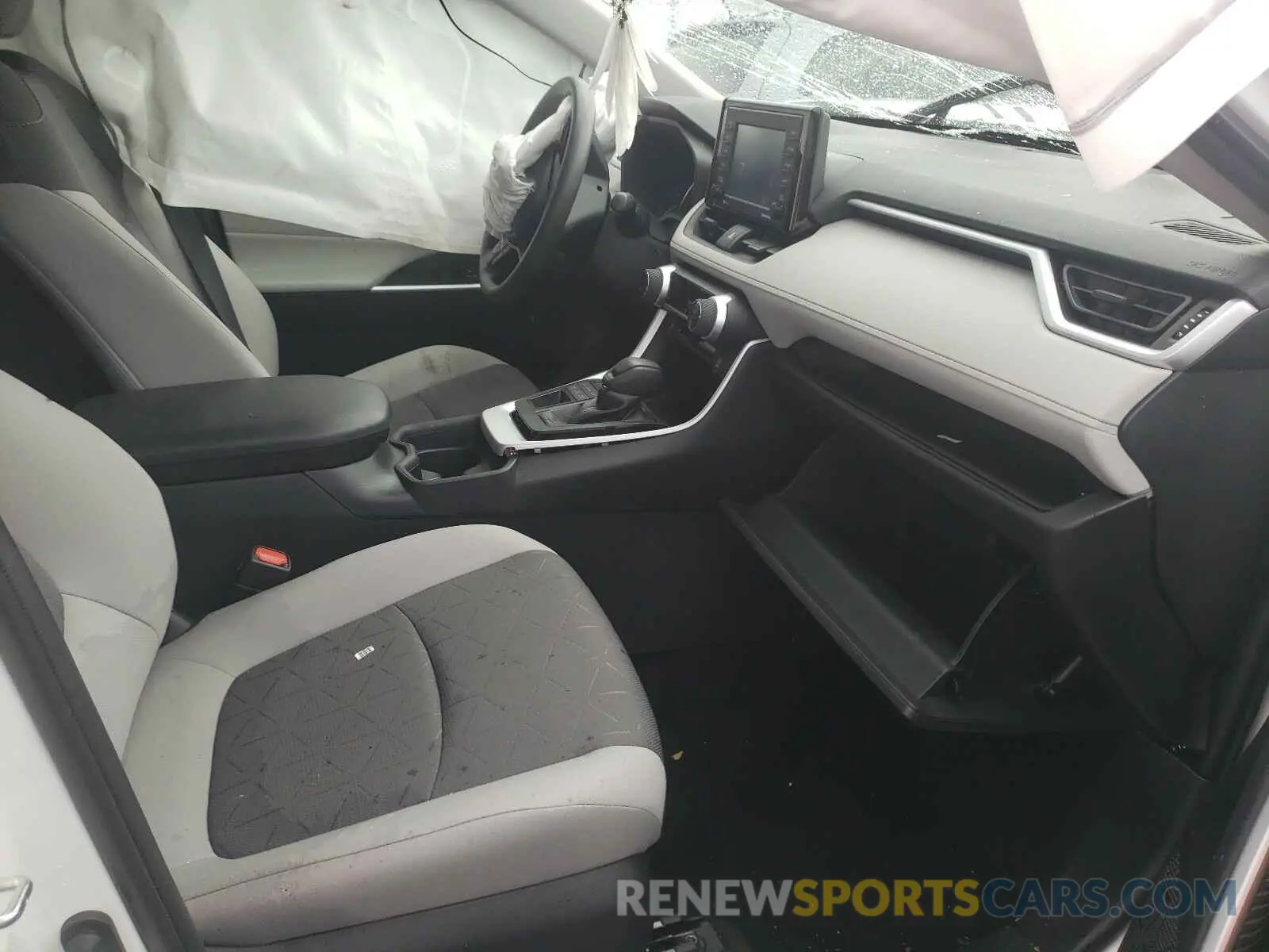 5 fotografías del automóvil dañado 2T3P1RFV6LC137531 TOYOTA RAV4 2020