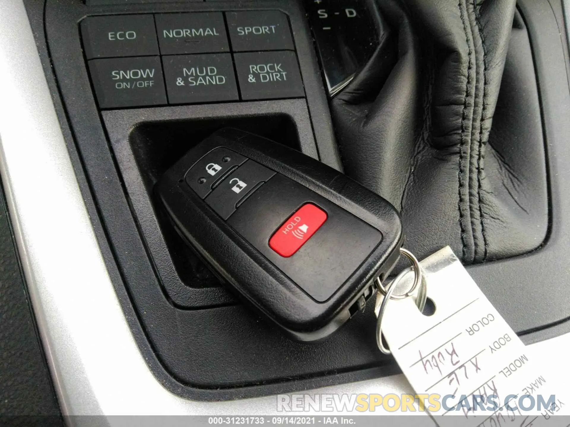 11 fotografías del automóvil dañado 2T3P1RFV6LW088068 TOYOTA RAV4 2020