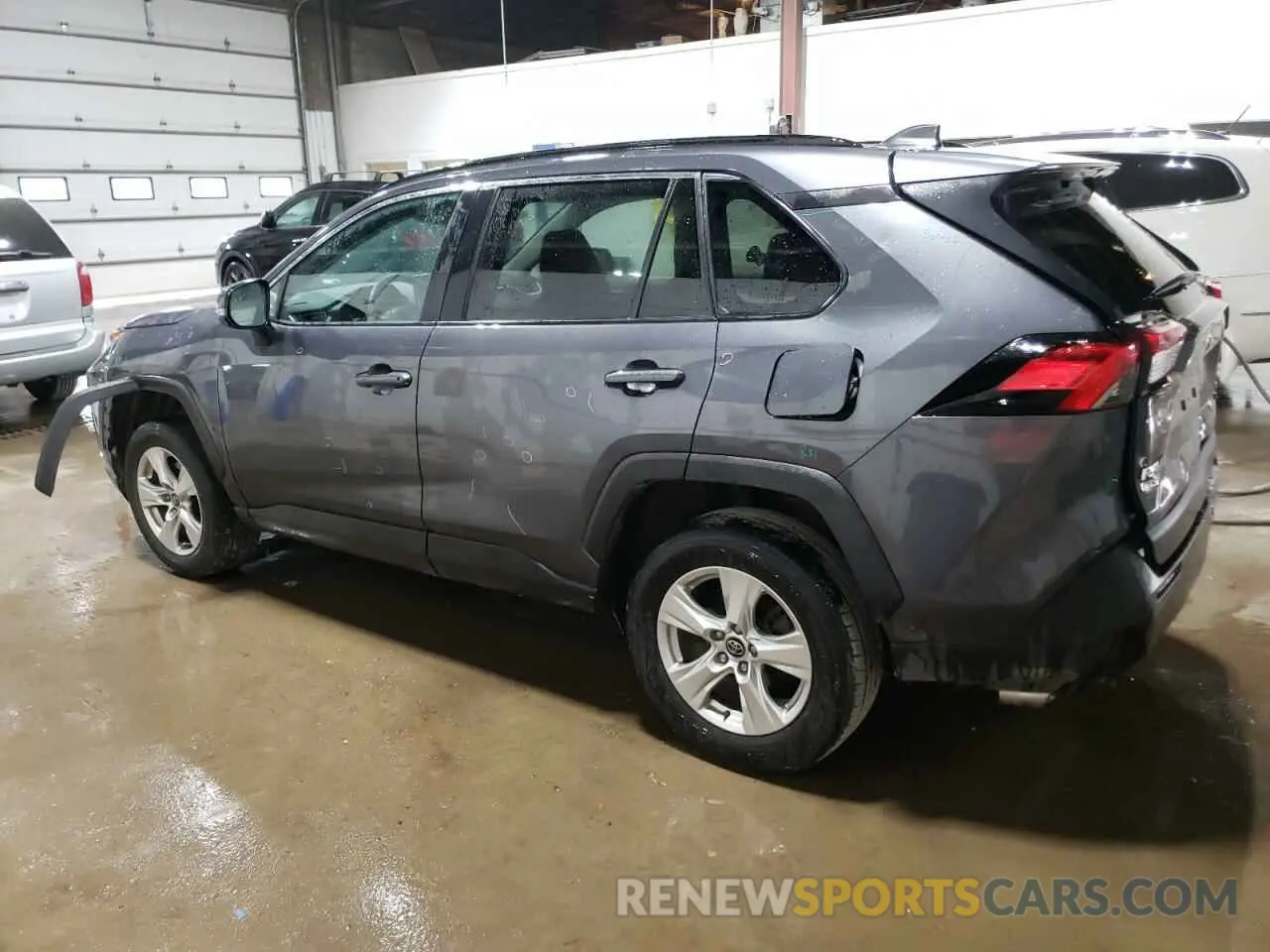 2 fotografías del automóvil dañado 2T3P1RFV6LW107234 TOYOTA RAV4 2020