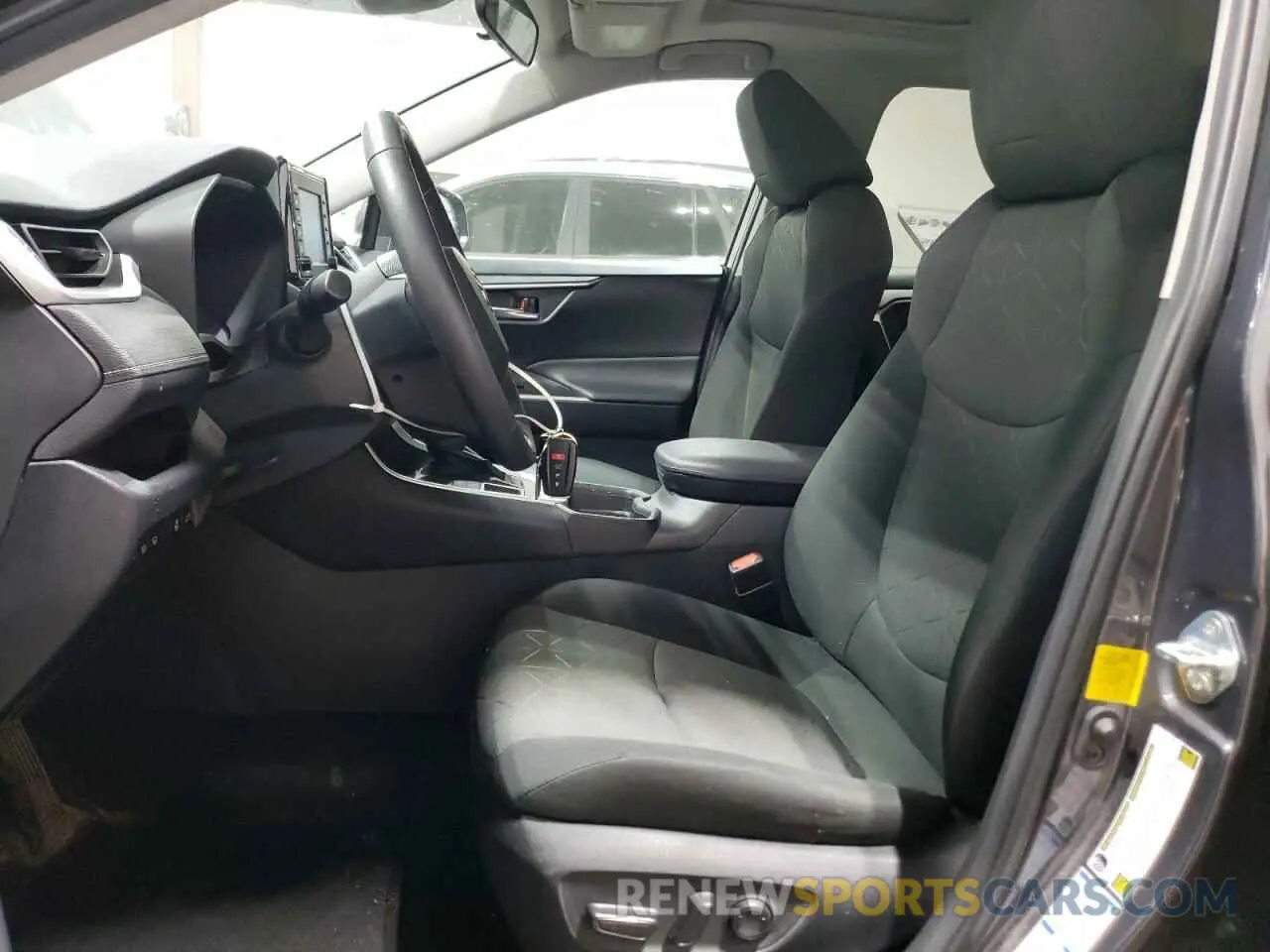 7 fotografías del automóvil dañado 2T3P1RFV6LW107234 TOYOTA RAV4 2020