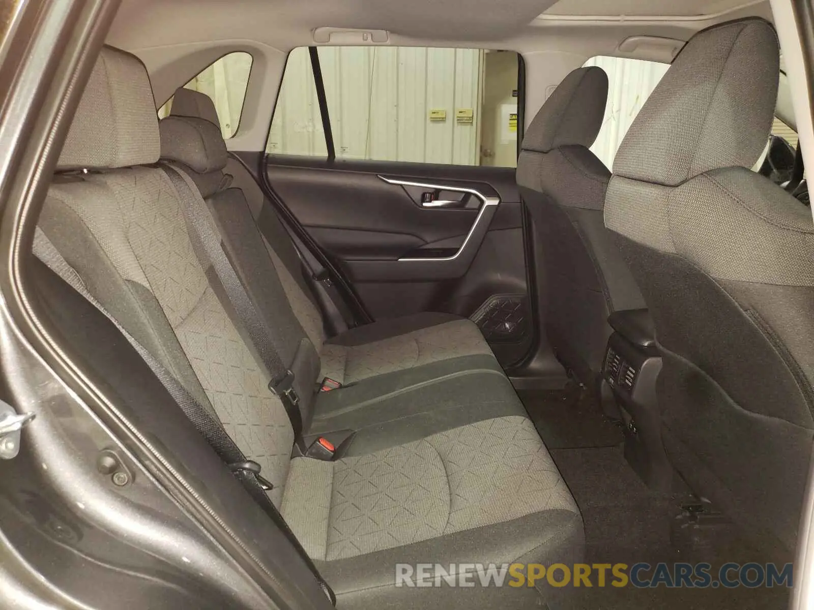 6 fotografías del automóvil dañado 2T3P1RFV6LW110716 TOYOTA RAV4 2020