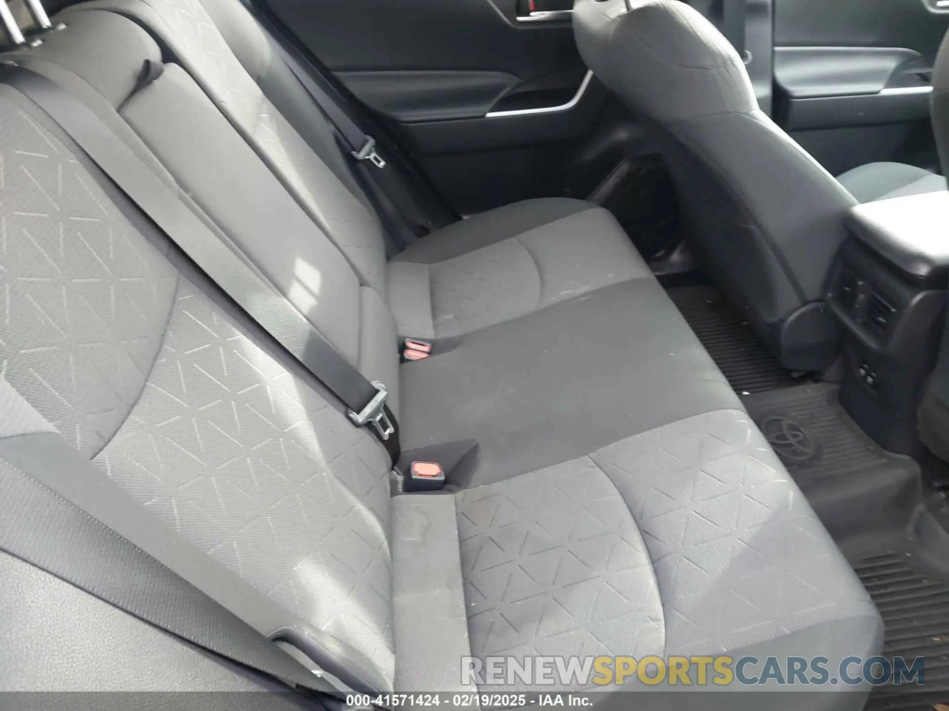 8 fotografías del automóvil dañado 2T3P1RFV7LW138329 TOYOTA RAV4 2020