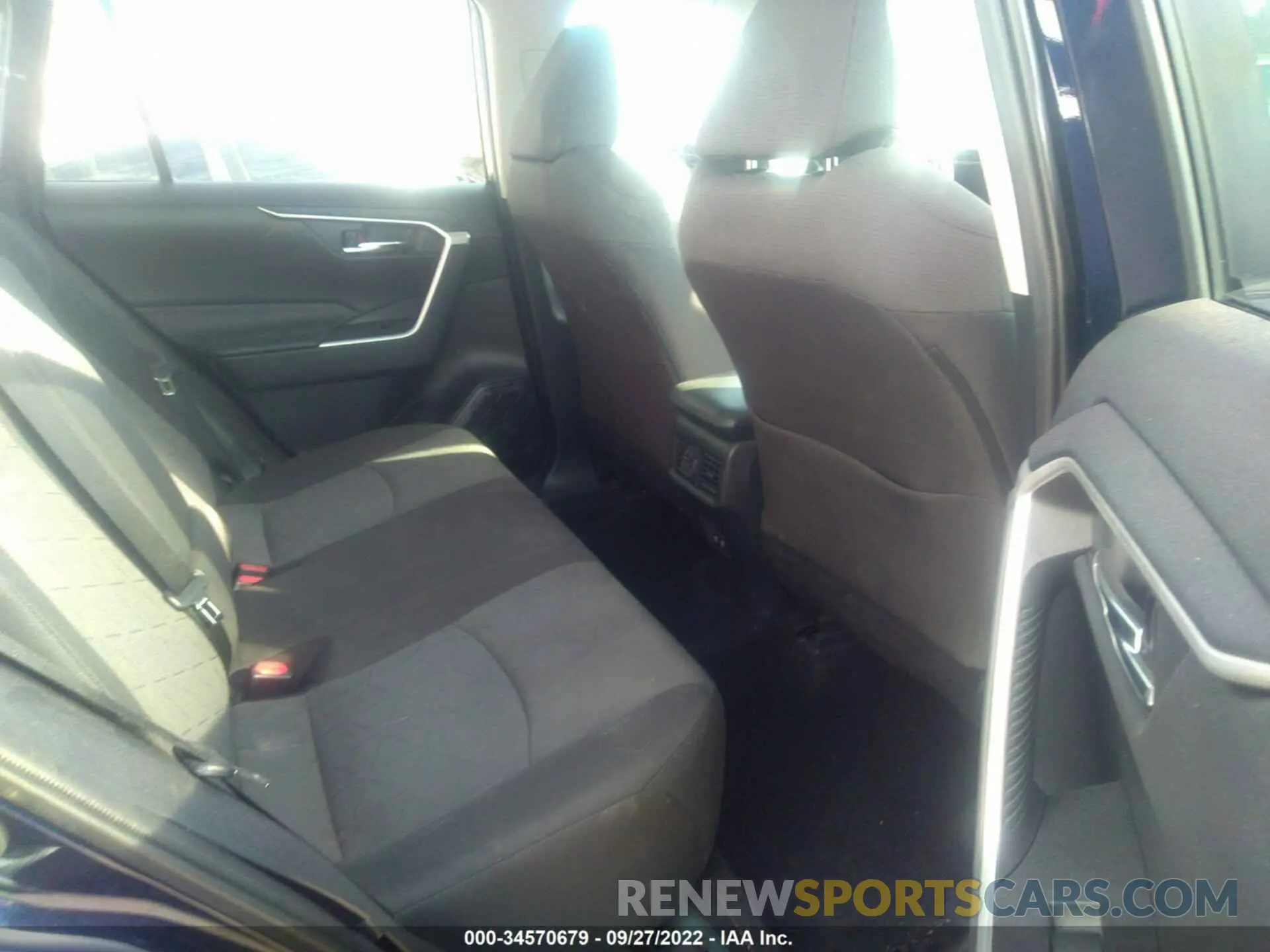 8 fotografías del automóvil dañado 2T3P1RFV8LW123497 TOYOTA RAV4 2020