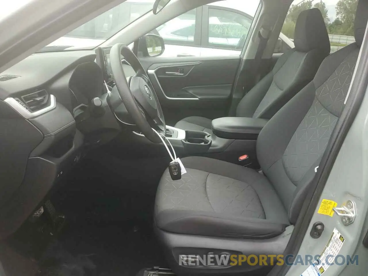 7 fotografías del automóvil dañado 2T3P1RFV9LW132998 TOYOTA RAV4 2020