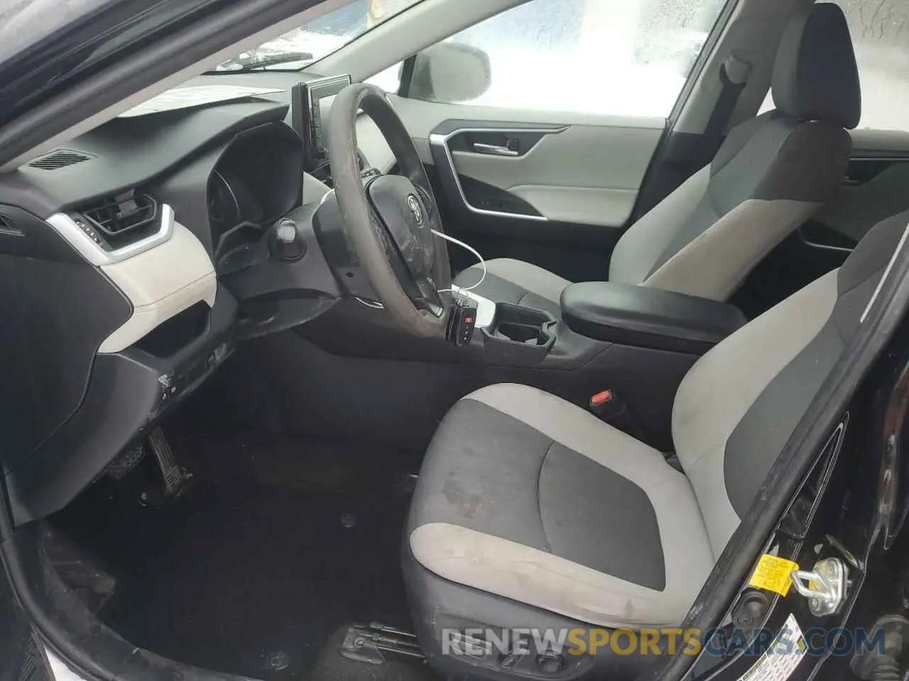 7 fotografías del automóvil dañado 2T3RWRFV0LW051625 TOYOTA RAV4 2020