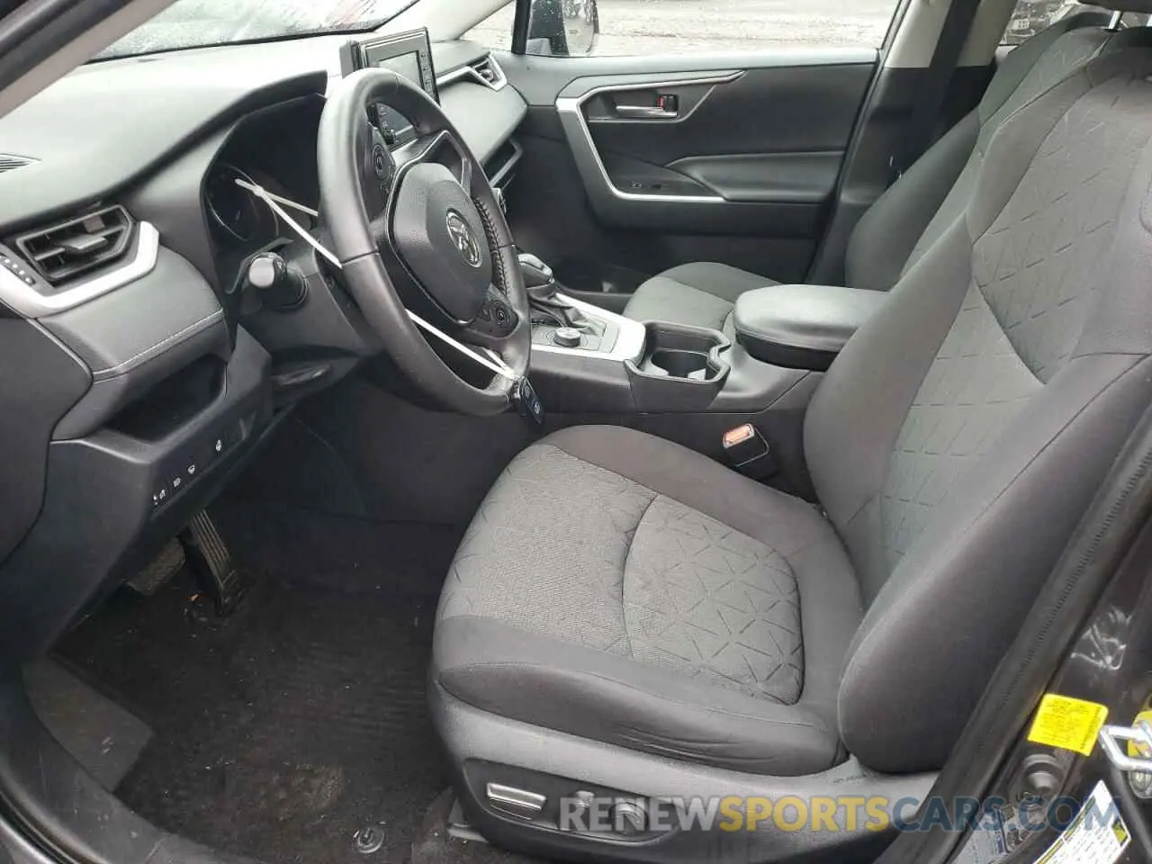 7 fotografías del automóvil dañado 2T3RWRFV1LW075349 TOYOTA RAV4 2020