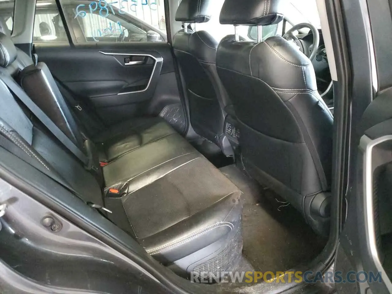 6 fotografías del automóvil dañado 2T3RWRFV2LW054655 TOYOTA RAV4 2020