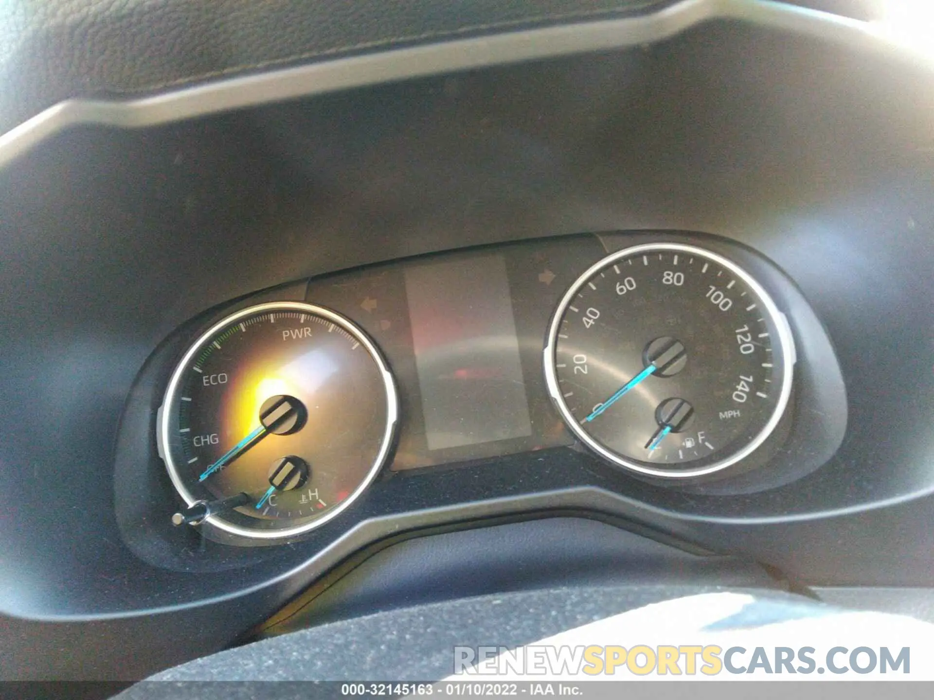 7 fotografías del automóvil dañado 2T3RWRFV3LW048220 TOYOTA RAV4 2020