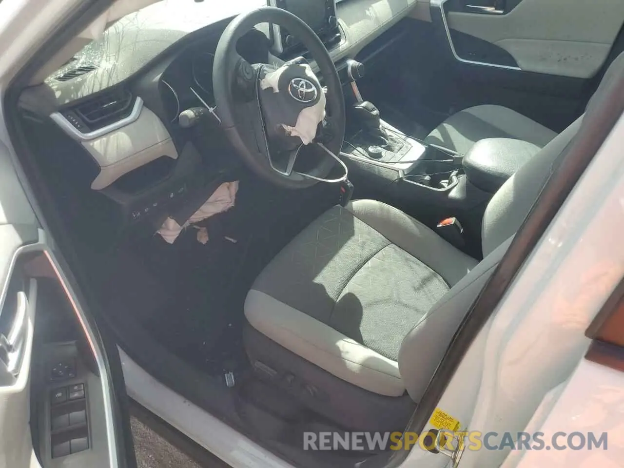 7 fotografías del automóvil dañado 2T3RWRFV3LW092590 TOYOTA RAV4 2020