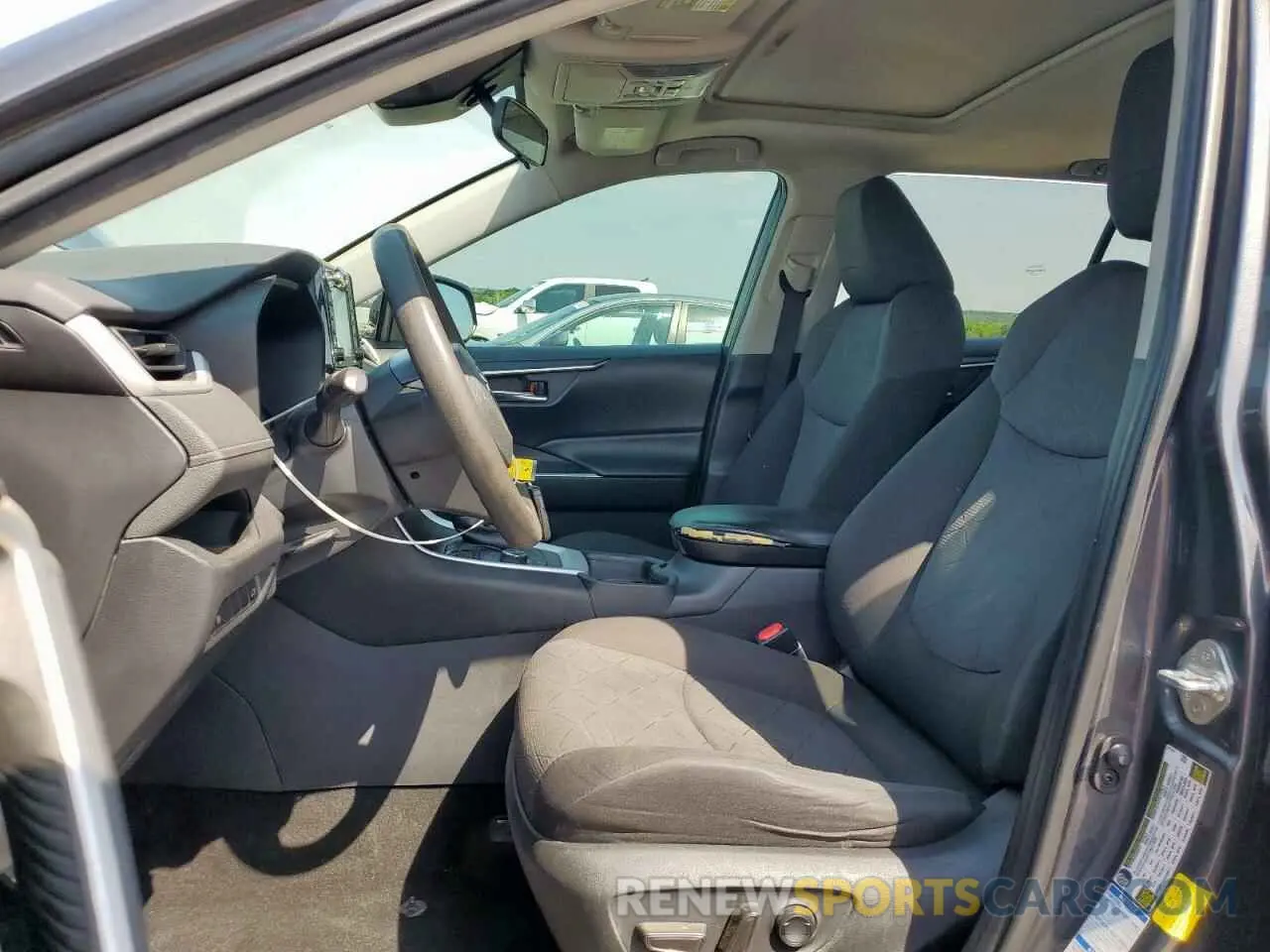 7 fotografías del automóvil dañado 2T3RWRFV3LW092718 TOYOTA RAV4 2020