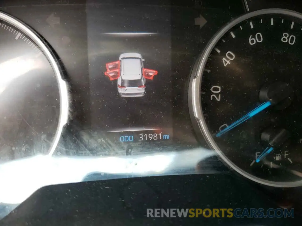 8 fotografías del automóvil dañado 2T3RWRFV5LW052768 TOYOTA RAV4 2020