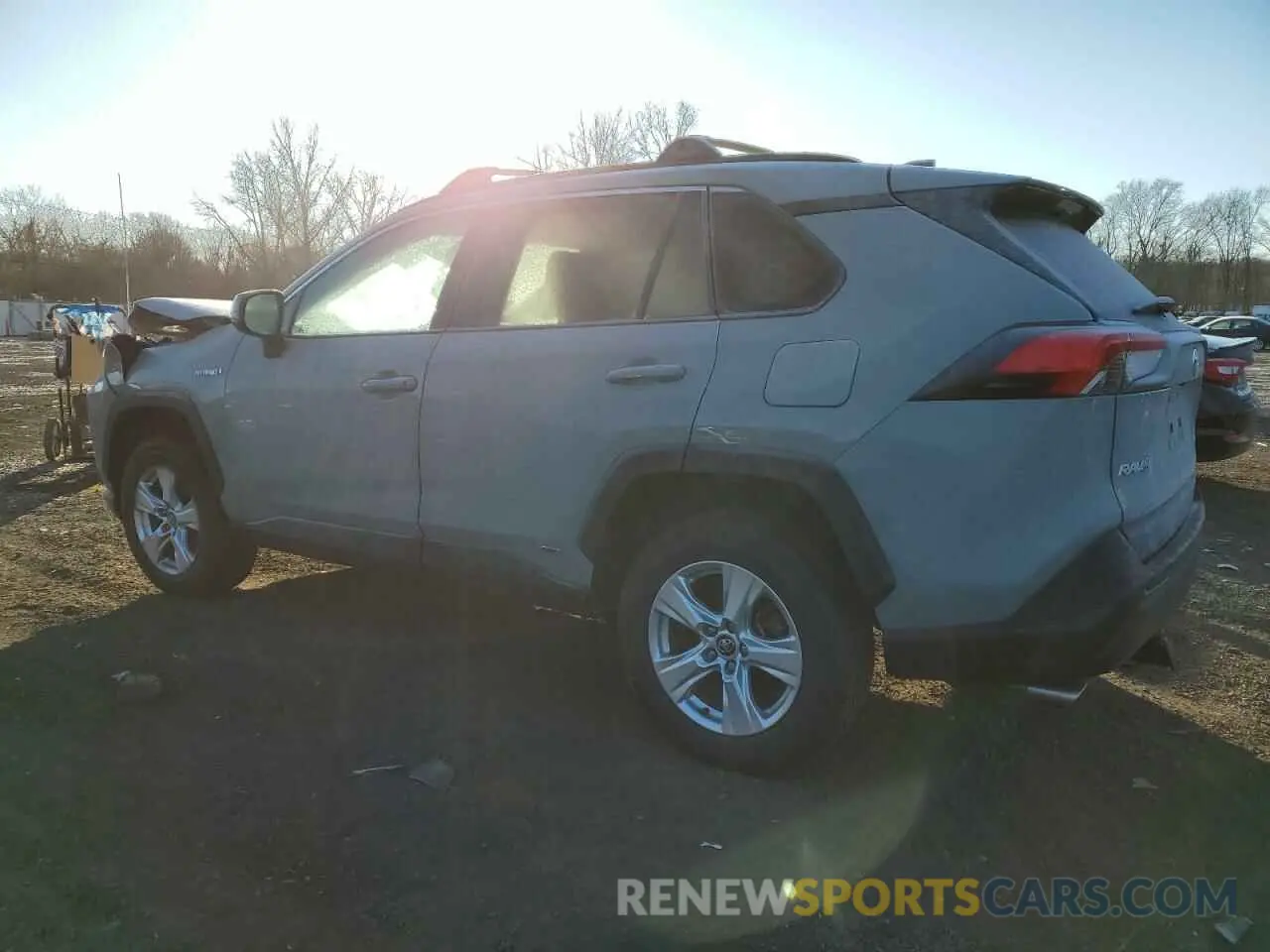 2 fotografías del automóvil dañado 2T3RWRFV5LW068341 TOYOTA RAV4 2020