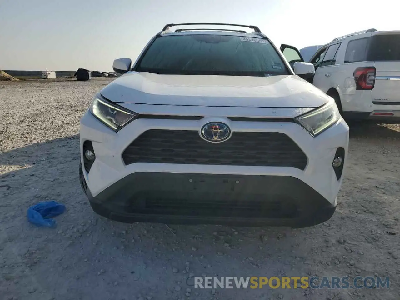 5 fotografías del automóvil dañado 2T3RWRFV8LW069175 TOYOTA RAV4 2020