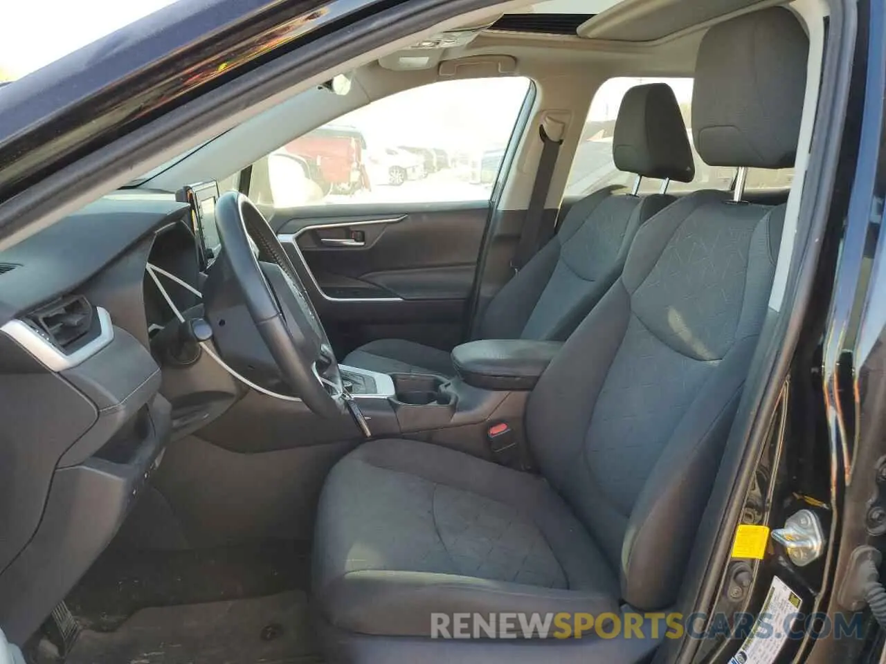 7 fotografías del automóvil dañado 2T3RWRFV9LW070724 TOYOTA RAV4 2020