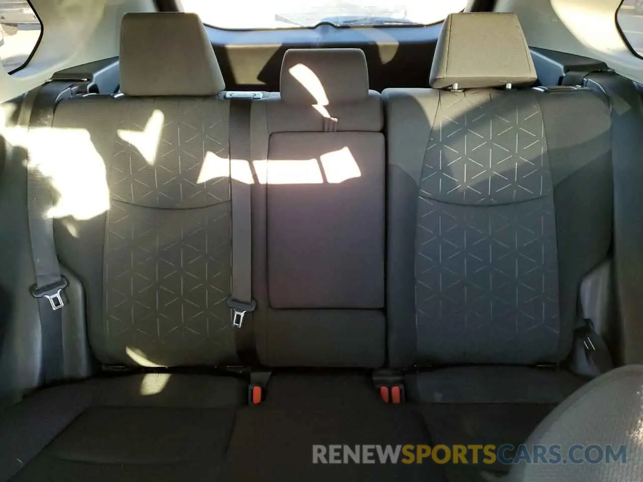 10 fotografías del automóvil dañado 2T3RWRFVXLW083045 TOYOTA RAV4 2020