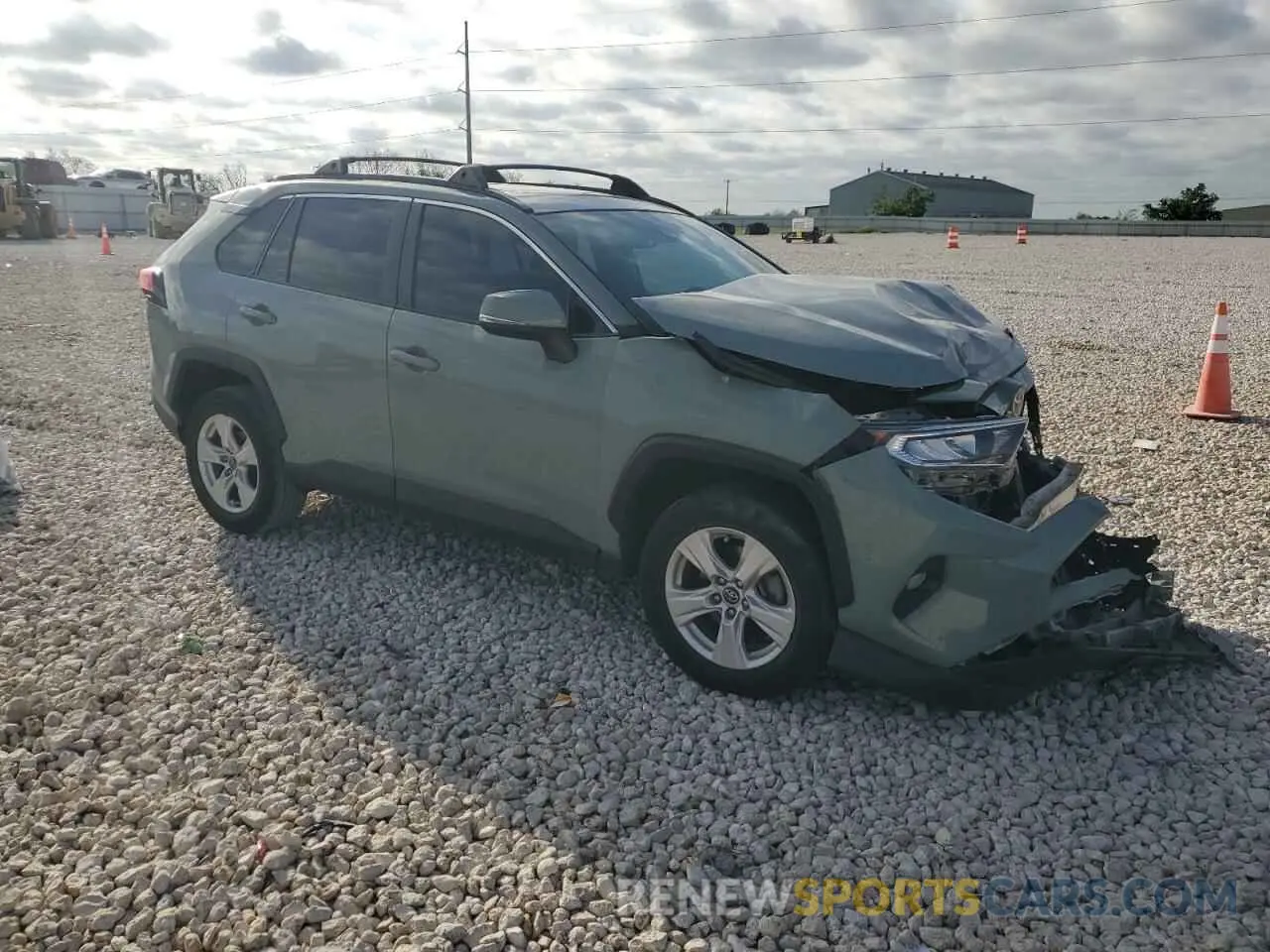 4 fotografías del automóvil dañado 2T3W1RFV0LC039476 TOYOTA RAV4 2020