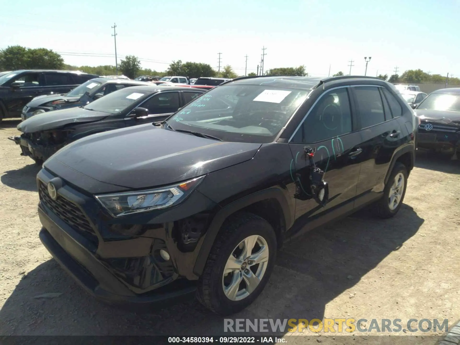 2 fotografías del automóvil dañado 2T3W1RFV0LC049988 TOYOTA RAV4 2020