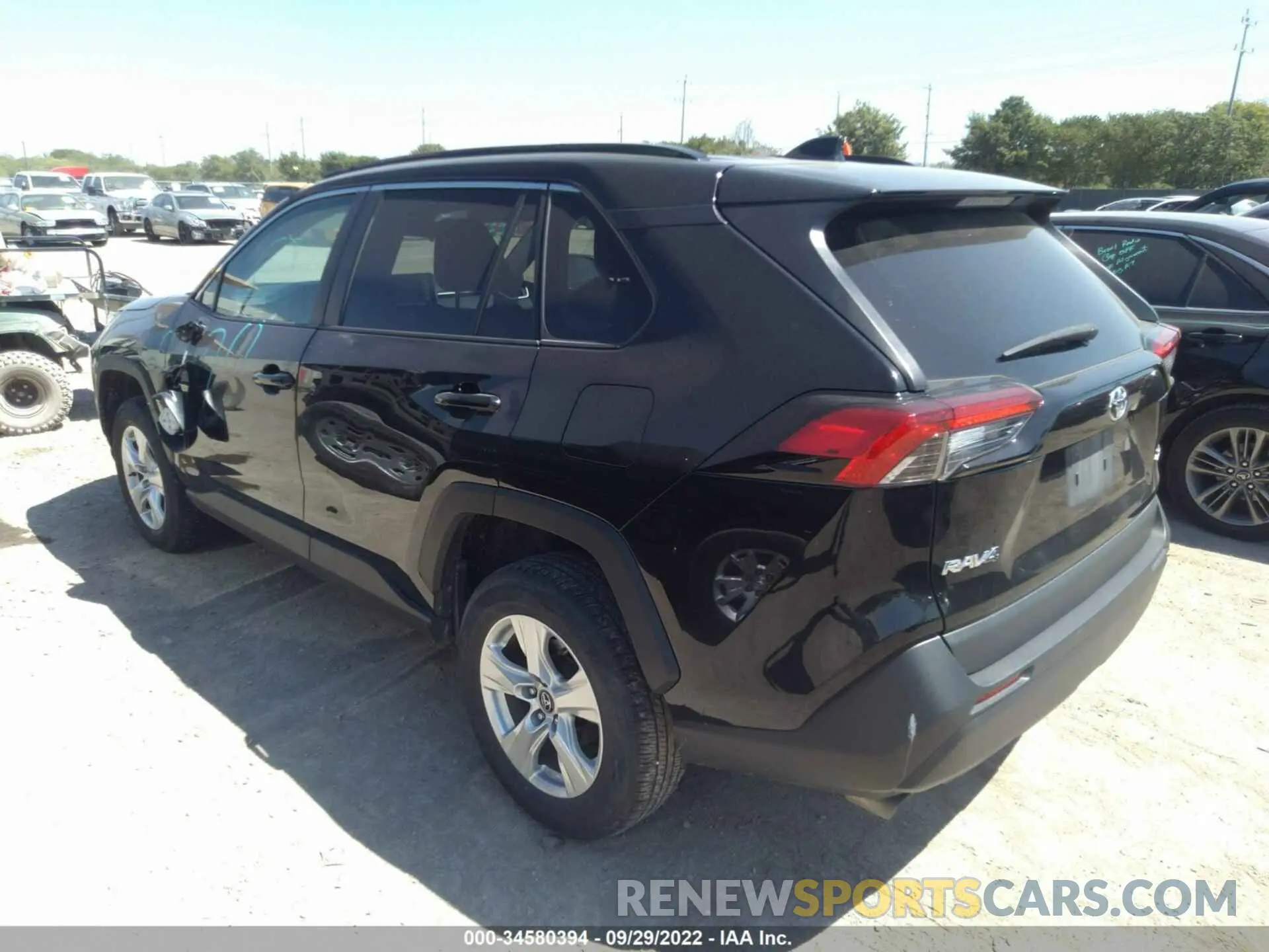 3 fotografías del automóvil dañado 2T3W1RFV0LC049988 TOYOTA RAV4 2020