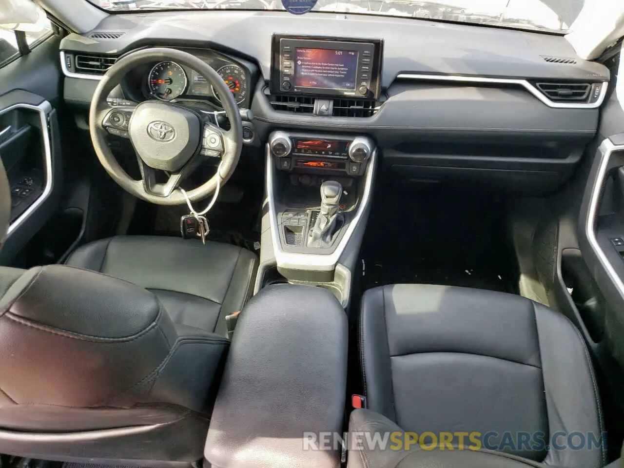8 fotografías del automóvil dañado 2T3W1RFV0LW102364 TOYOTA RAV4 2020