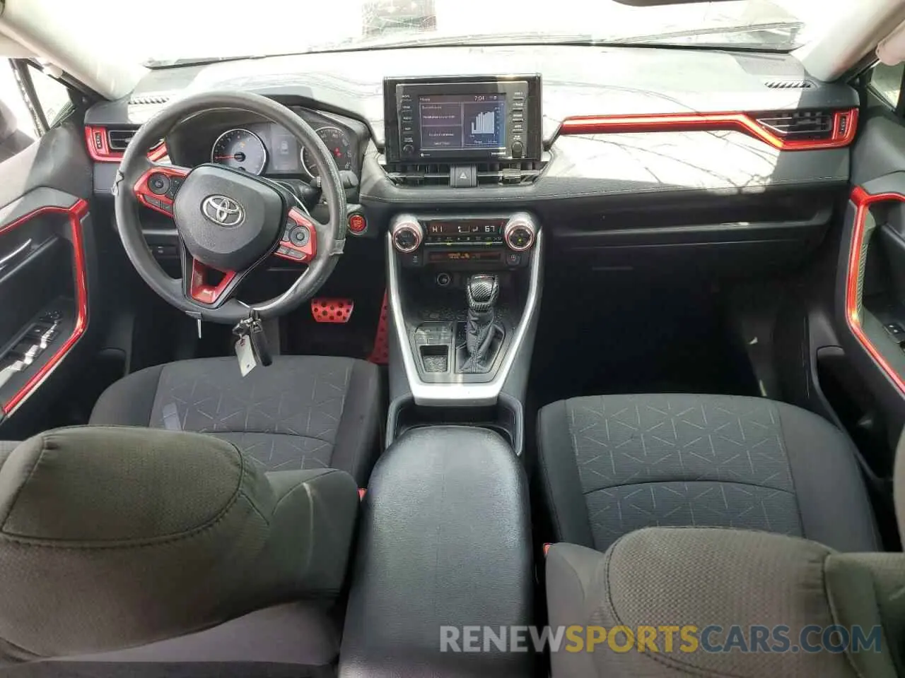 8 fotografías del automóvil dañado 2T3W1RFV1LC050812 TOYOTA RAV4 2020