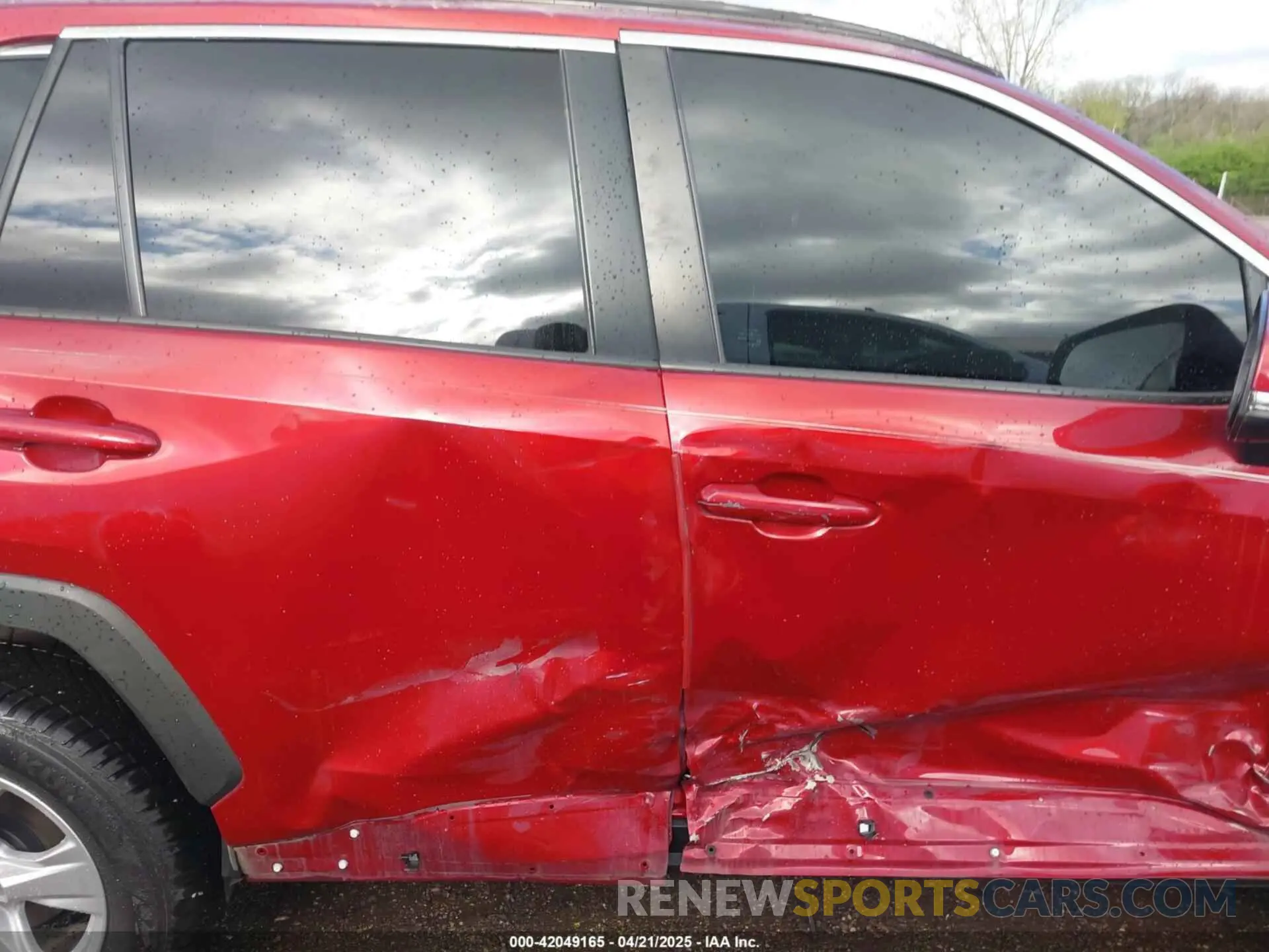 13 fotografías del automóvil dañado 2T3W1RFV1LC052043 TOYOTA RAV4 2020